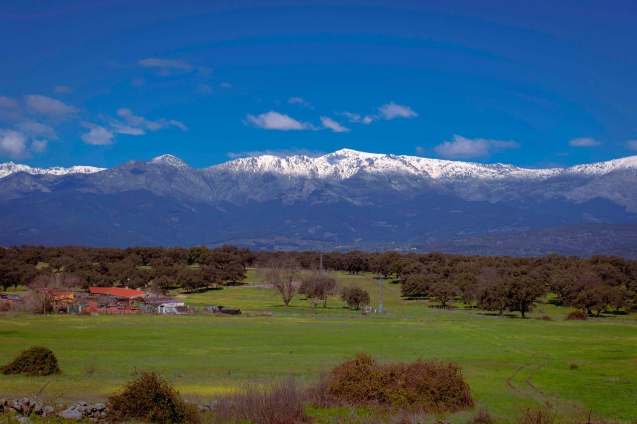 Estrellas De Gredos Arenas de San Pedro Exterior foto